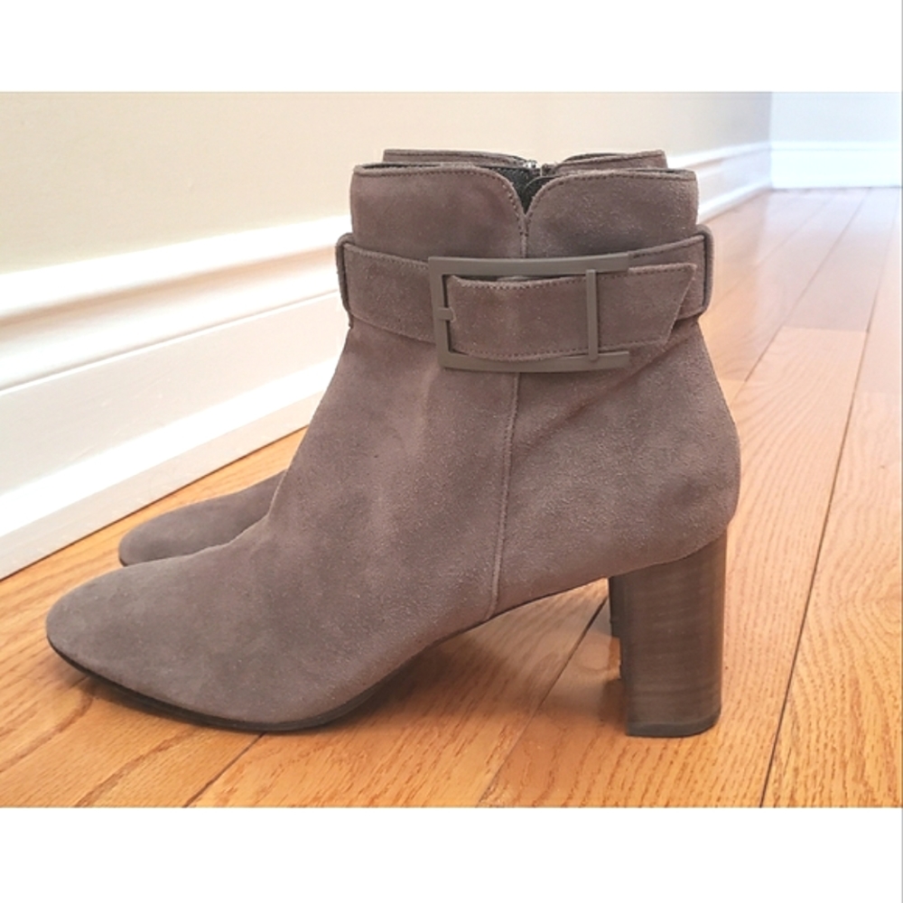 AQUATALIA Weatherproof Suede Boots, US9, worn once